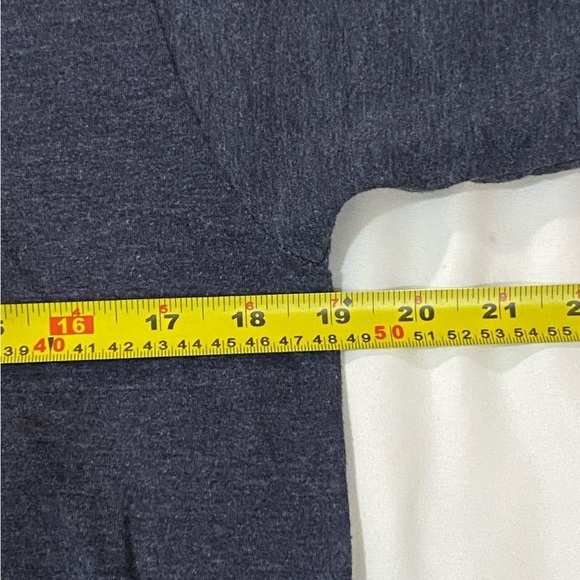 🎈Quicksilver women’s vintage cropped gray short  sleeve casual shirt size M - Picture 6 of 7